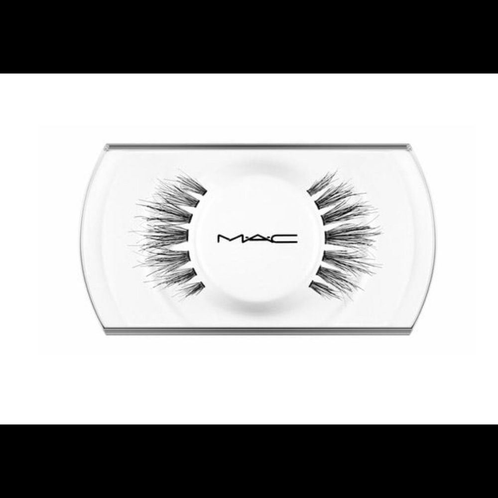 MAC #35 lashes
